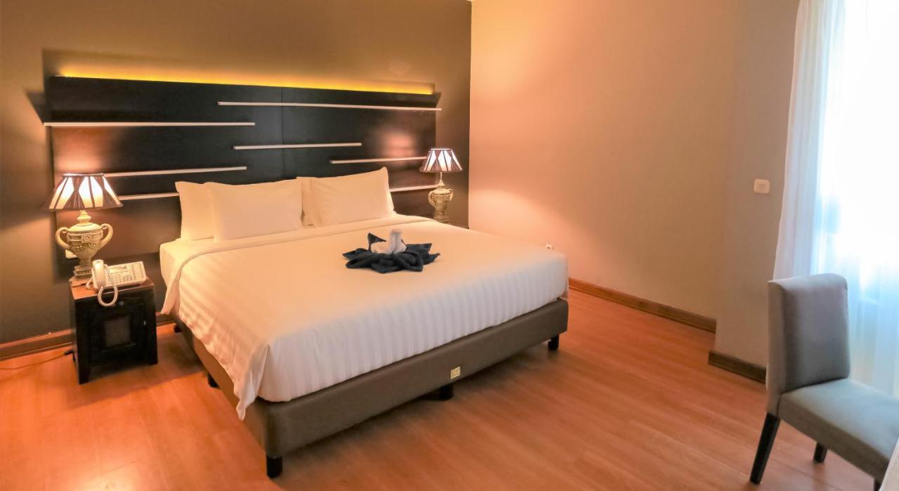 Madina Inn Yogyakarta Esterno foto
