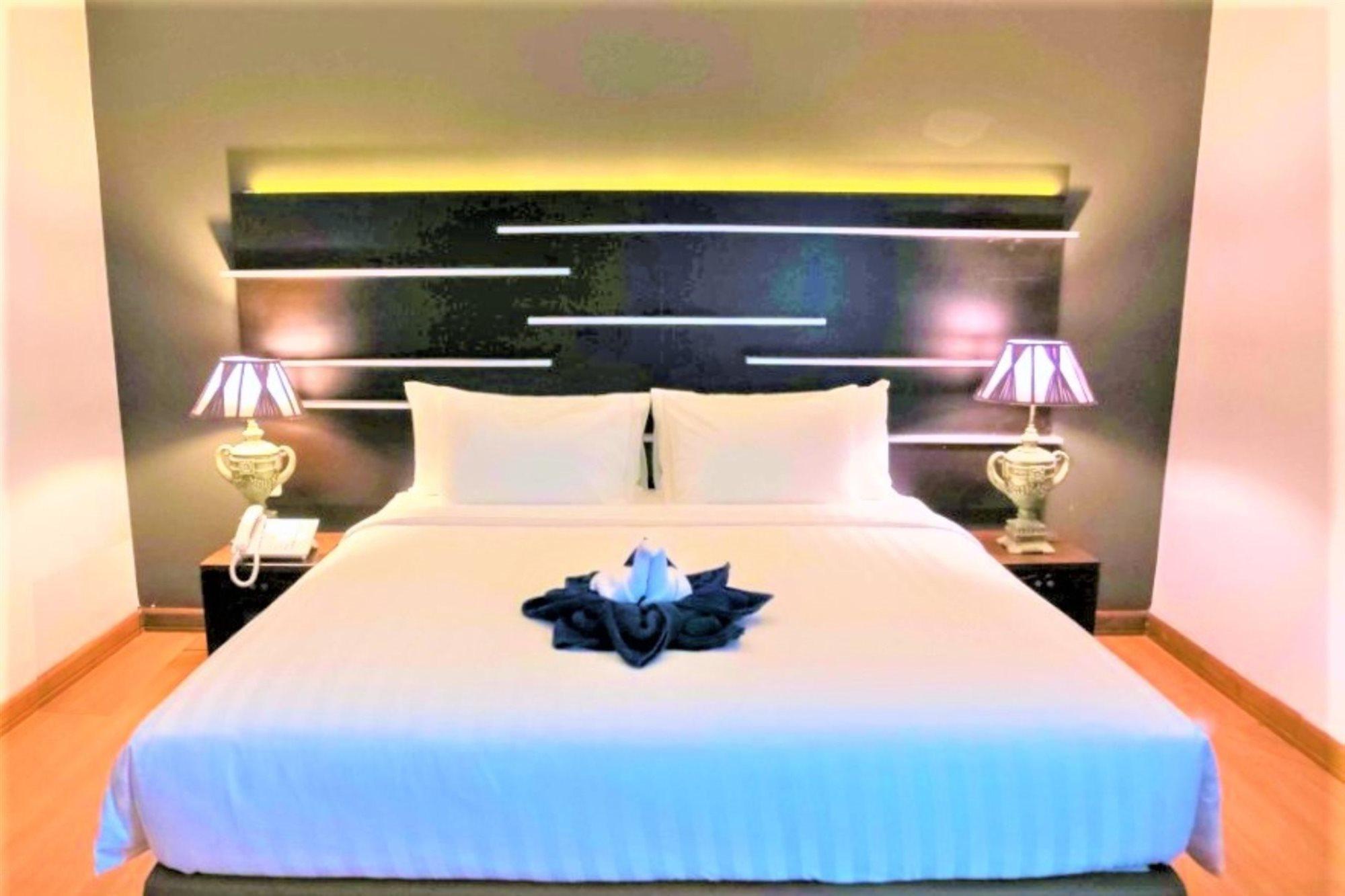 Madina Inn Yogyakarta Esterno foto