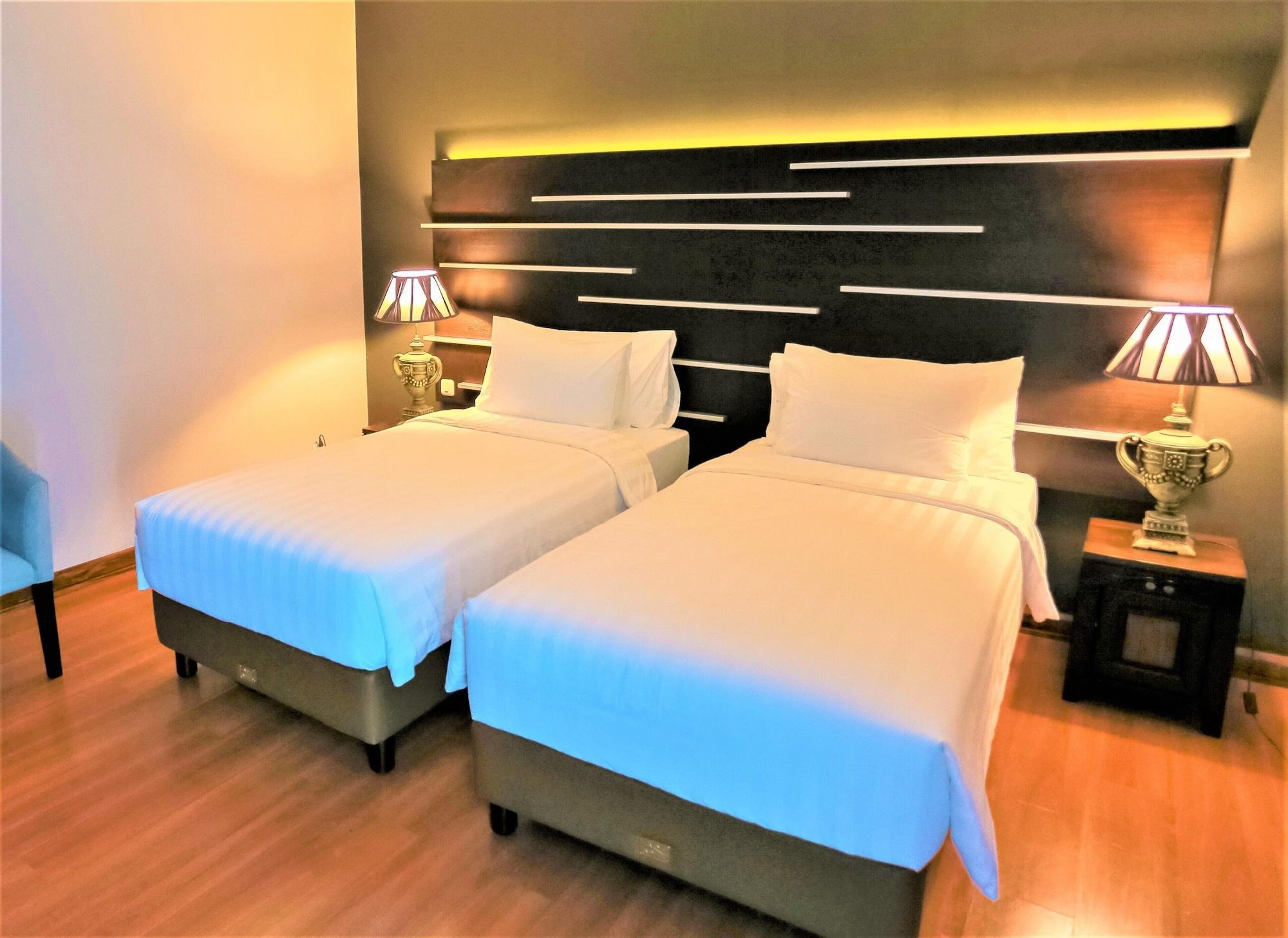 Madina Inn Yogyakarta Esterno foto